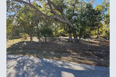 17461 Wellsley Avenue, Port Charlotte, FL 33954 - Photo 5