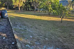 17461 Wellsley Ave, Port Charlotte, FL 33954 - Photo 23