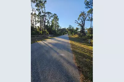 17461 Wellsley Avenue, Port Charlotte, FL 33954 - Photo 7