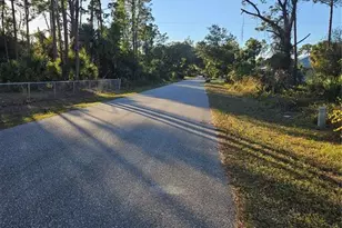 17461 Wellsley Ave, Port Charlotte, FL 33954 - Photo 7