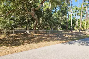 17461 Wellsley Ave, Port Charlotte, FL 33954 - Photo 13
