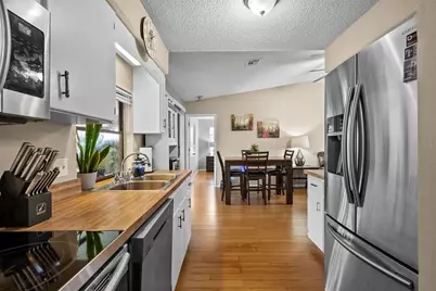 7460 Regina Drive, Englewood, FL 34224 - Photo 9