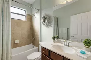 19396 Nearpoint Dr, Venice, FL 34292 - Photo 31