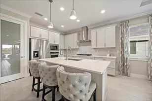 18567 Dayspring Pl, Venice, FL 34293 - Photo 17