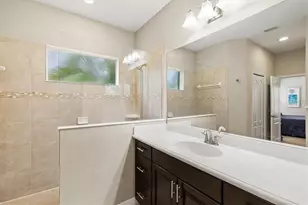 11610 Marathon Cir, Venice, FL 34293 - Photo 23