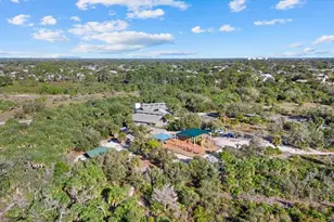 2701 Shamrock Dr, Venice, FL 34293 - Photo 63