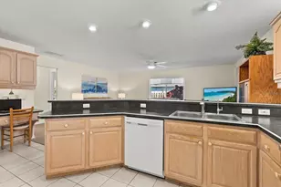 2701 Shamrock Dr, Venice, FL 34293 - Photo 11