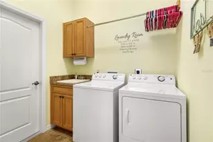 1848 Lancashire Dr, Venice, FL 34293 - Photo 23