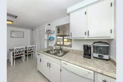 525 Azalea Drive NW, Port Charlotte, FL 33952 - Photo 13