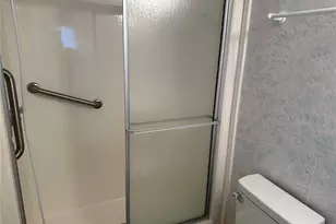 109 Lakeview Dr, North Port, FL 34287 - Photo 13