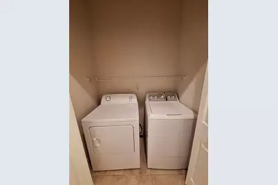 3709 Parkridge Circle #7-204, Sarasota, FL 34243 - Photo 25