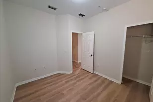 3709 Parkridge Cir, Sarasota, FL 34243 - Photo 23