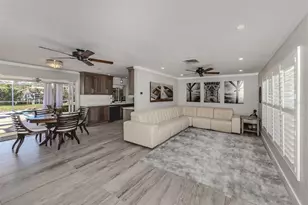 809 Garland Ave, Nokomis, FL 34275 - Photo 5