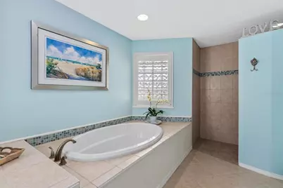 1644 Liscourt Drive, Venice, FL 34292 - Photo 17