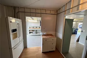 826 Trento Dr, Venice, FL 34285 - Photo 51