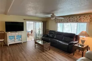 826 Trento Dr, Venice, FL 34285 - Photo 15