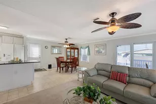 11 Erskine Dr, Venice, FL 34285 - Photo 9