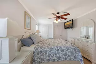 11 Erskine Dr, Venice, FL 34285 - Photo 19