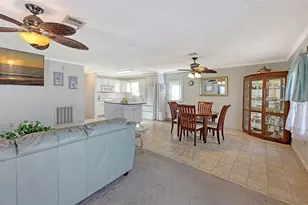 11 Erskine Dr, Venice, FL 34285 - Photo 7