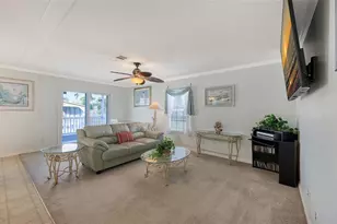 11 Erskine Dr, Venice, FL 34285 - Photo 15