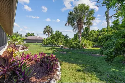1315 Pine Needle Road, Venice, FL 34285 - Photo 15