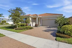 20414 Minuet Pl, Venice, FL 34293 - Photo 5
