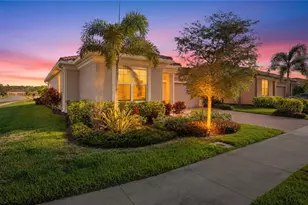 20414 Minuet Pl, Venice, FL 34293 - Photo 3