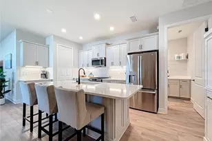 12590 Palatka Dr, Venice, FL 34293 - Photo 13