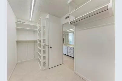 1505 Pelican Point Drive #271, Sarasota, FL 34231 - Photo 33