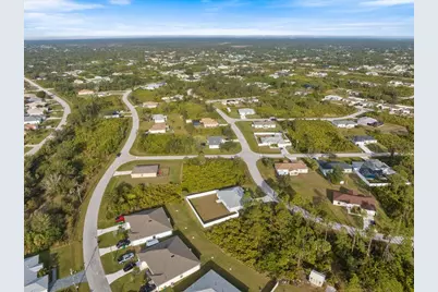 12142 Appleberg Circle, Port Charlotte, FL 33981 - Photo 7