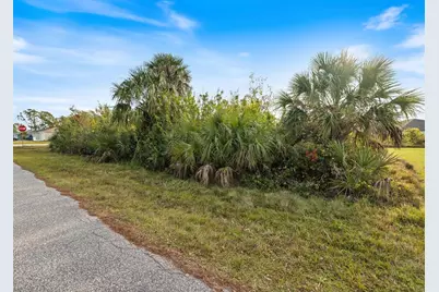 12142 Appleberg Circle, Port Charlotte, FL 33981 - Photo 13