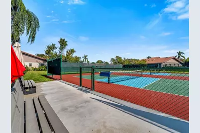 3851 Wilshire Drive #9, Sarasota, FL 34238 - Photo 37