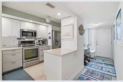 840 The Esplanade N #305, Venice, FL 34285 - Photo 5