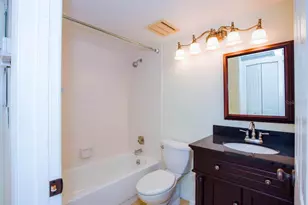 437 Wexford Cir, Venice, FL 34293 - Photo 25