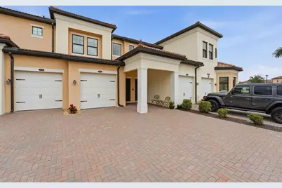 10212 Staggerbush Drive #202, Venice, FL 34293 - Photo 3