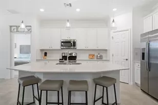 10212 Staggerbush Dr, Venice, FL 34293 - Photo 15