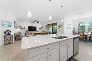 10212 Staggerbush Dr, Venice, FL 34293 - Photo 19