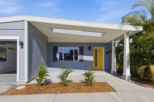 3317 Bougainvillea St, Sarasota, FL 34239 - Photo 3