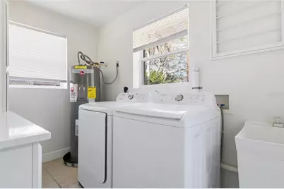 3317 Bougainvillea Street, Sarasota, FL 34239 - Photo 35