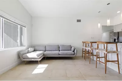 3317 Bougainvillea Street, Sarasota, FL 34239 - Photo 7