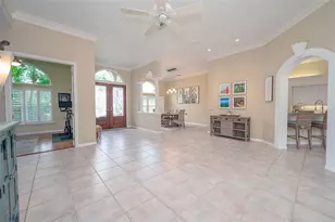 8432 Woodbriar Dr, Sarasota, FL 34238 - Photo 5