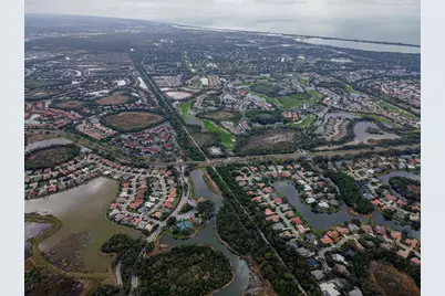 8432 Woodbriar Drive, Sarasota, FL 34238 - Photo 77