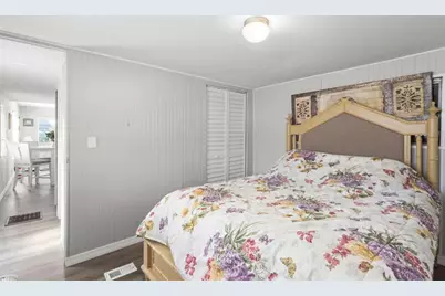 426 Hatchett Creek Road, Venice, FL 34285 - Photo 15