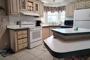 6822 Hikina Dr, North Port, FL 34287 - Photo 15