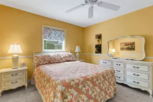 72 Circlewood Dr, Venice, FL 34293 - Photo 31