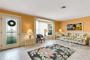 72 Circlewood Dr, Venice, FL 34293 - Photo 13