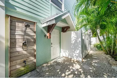 355 Calle Miramar, Sarasota, FL 34242 - Photo 3