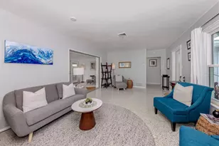 825 Nokomis Ave S, Venice, FL 34285 - Photo 7