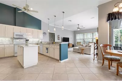 715 Thistlelake Drive, Venice, FL 34293 - Photo 5