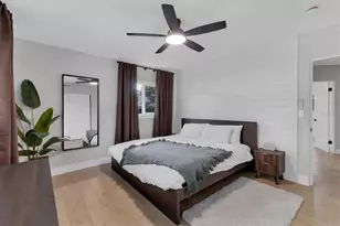 2242 Sunnyside Ln, Sarasota, FL 34239 - Photo 25